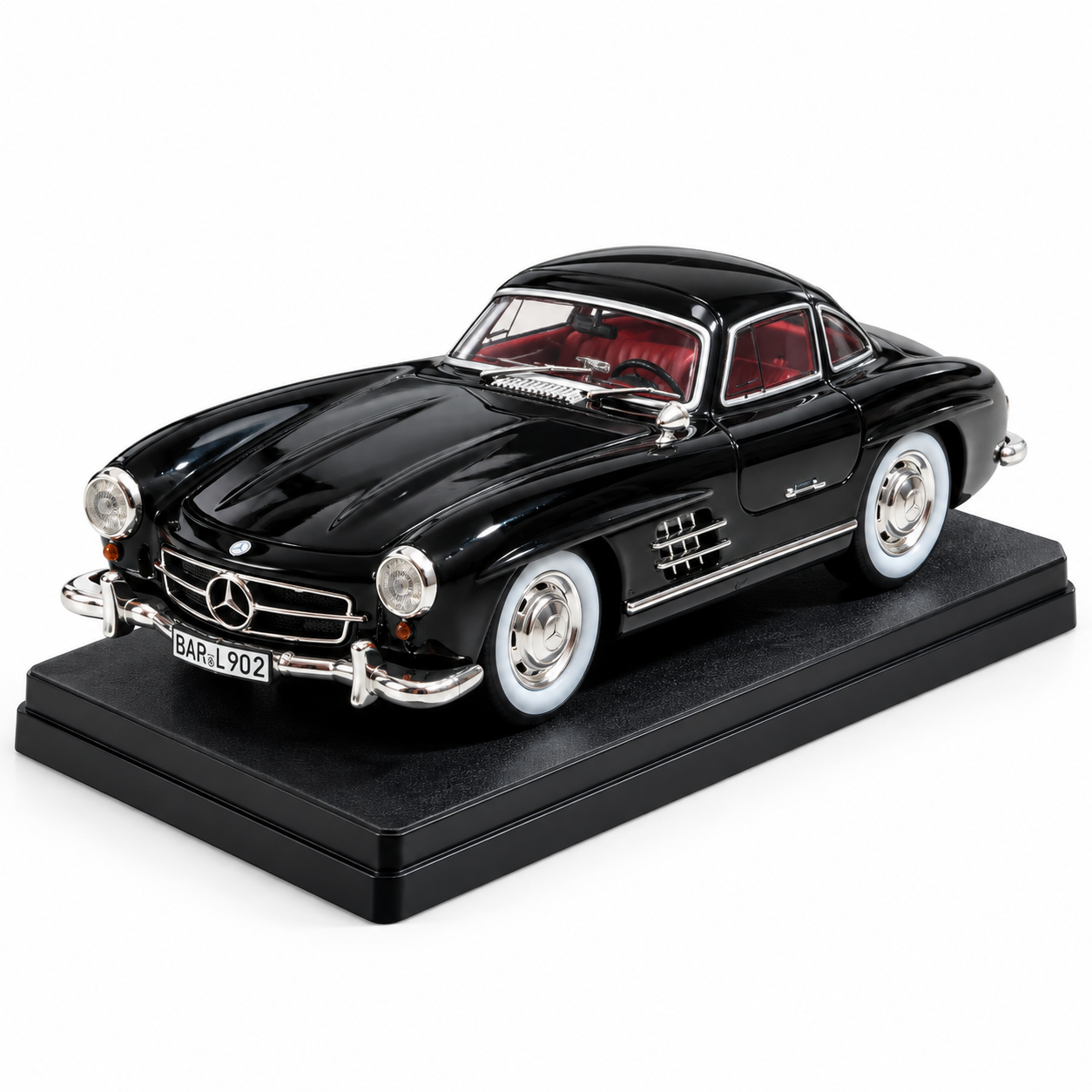 Mercedes-Benz 300 SL Gullwing 1:24 Die-Cast Model Car